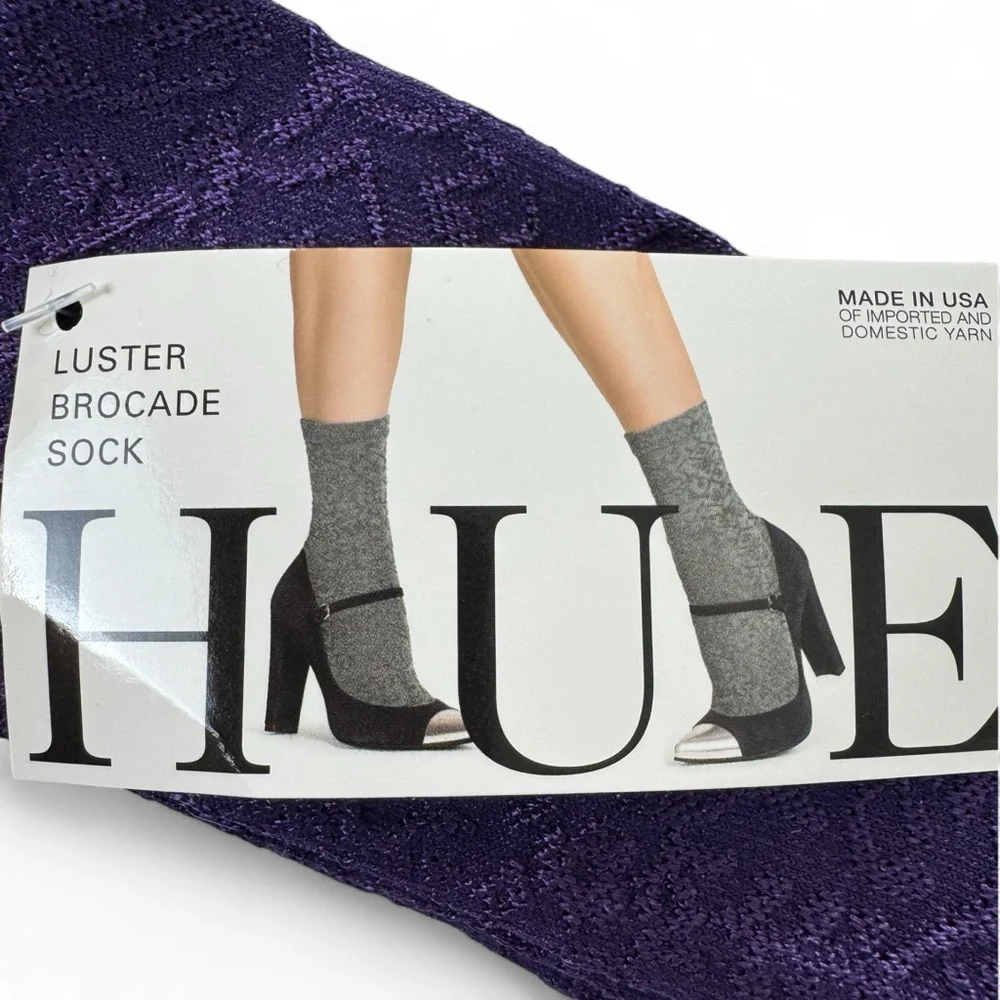Hue Aubergine Purple Luster Brocade Socks Womens One Size Fits Most‎
